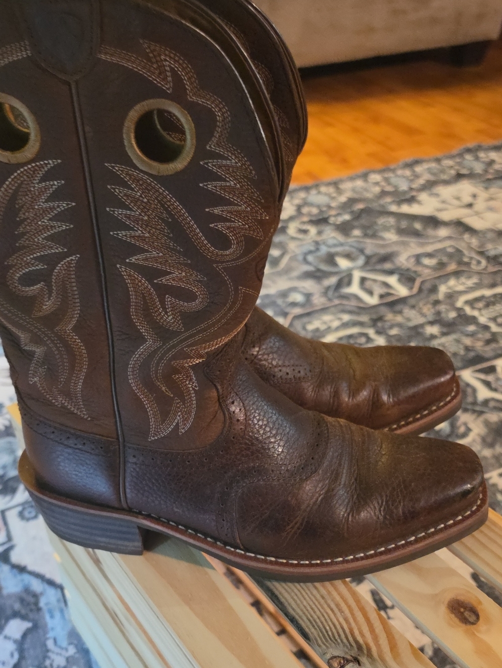 Ariat Dark Brown Western Pull-On Cowboy Boots